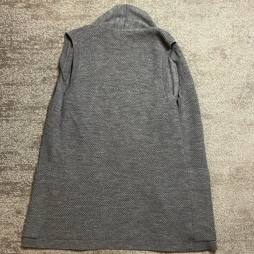 Eileen Fisher Merino Wool Gray Sleeveless Knit Cardigan Shawl Size XS - Picture 8 of 9